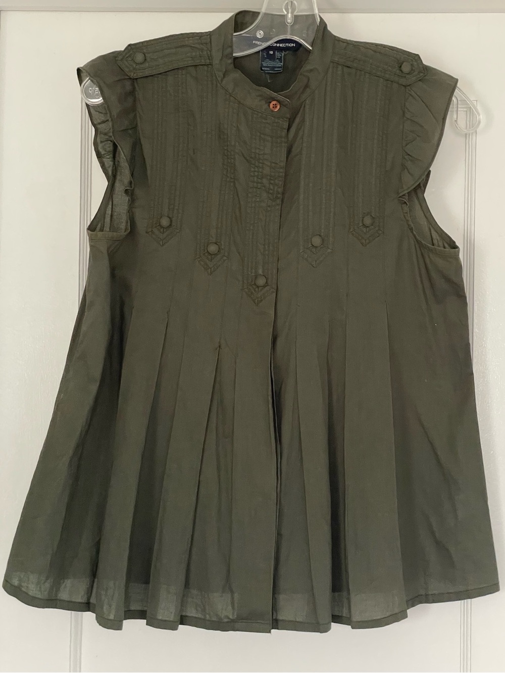 French Connection Olive Green Sleeveless Button-Down Blouse